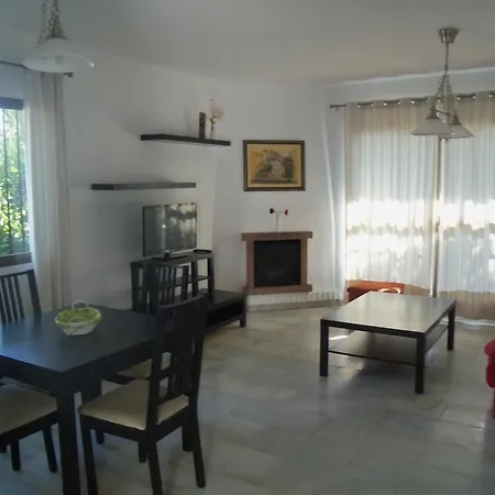 Апартаменты Apartamento Calahonda